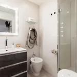 Apartment Dimora Colosseum Luxe - Jacuzzi & Private Patio *