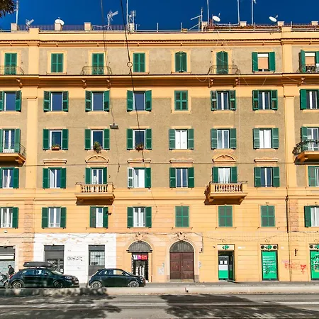 公寓 Dimora Colosseum Luxe - Jacuzzi & Private Patio *