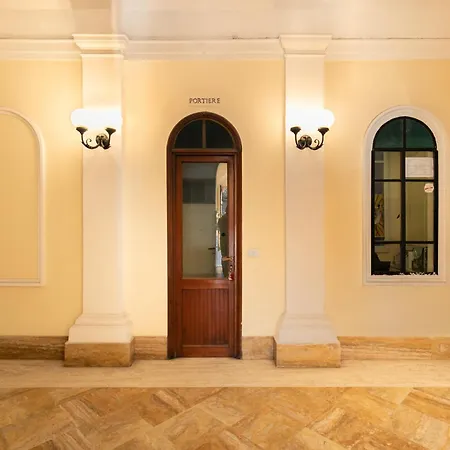 Dimora Colosseum Luxe - Jacuzzi & Private Patio 罗马