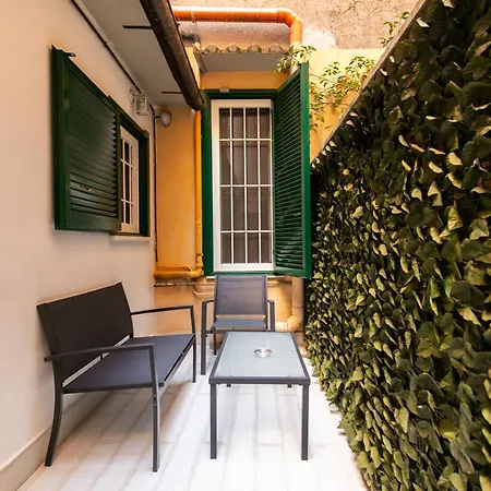 Apartamento Dimora Colosseum Luxe - Jacuzzi & Private Patio *