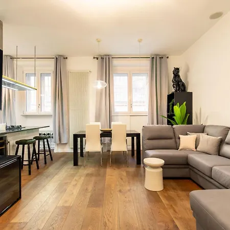 Dimora Luxe Colosseum With Jacuzzi Apartment Rome