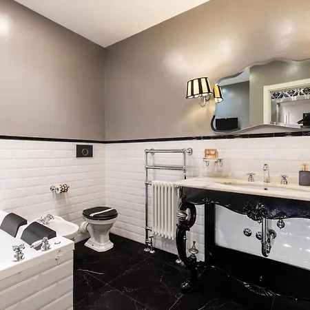 Dimora Luxe Colosseum With Jacuzzi * Rome