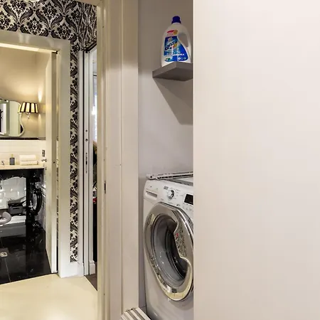 Dimora Colosseum Luxe - Jacuzzi & Private Patio Apartamento Roma