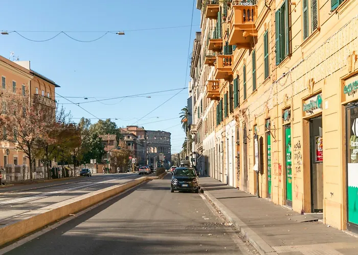 公寓 Dimora Colosseum Luxe - Jacuzzi & Private Patio 罗马