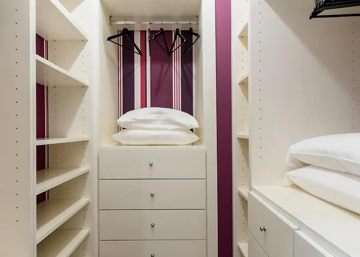 Dimora Colosseum Luxe - Jacuzzi & Private Patio