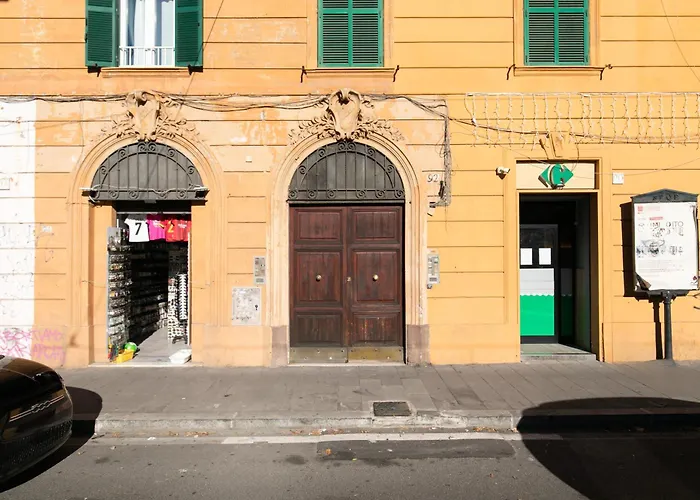 公寓 Dimora Colosseum Luxe - Jacuzzi & Private Patio 罗马