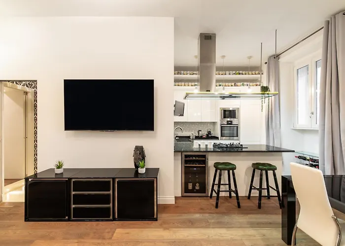 公寓 Dimora Colosseum Luxe - Jacuzzi & Private Patio 罗马